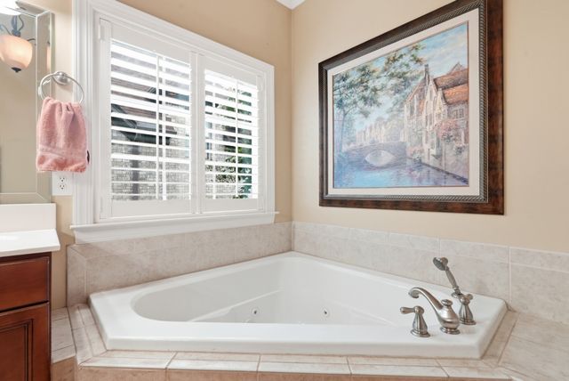 121 Saranac Trl, Hendersonville, TN 37075