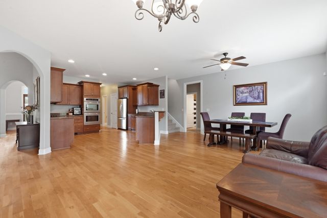 121 Saranac Trl, Hendersonville, TN 37075