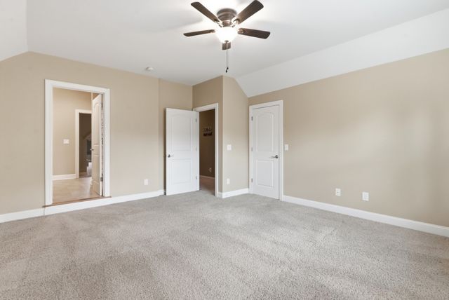 121 Saranac Trl, Hendersonville, TN 37075