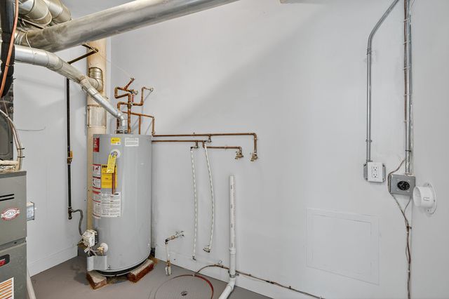 4013 8th Street, Des Moines, IA 50313