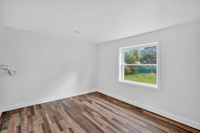 4013 8th Street, Des Moines, IA 50313