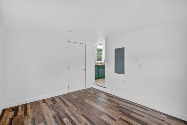 4013 8th Street, Des Moines, IA 50313