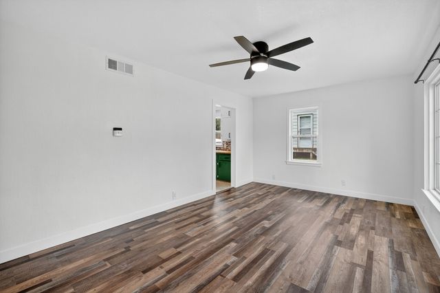 4013 8th Street, Des Moines, IA 50313