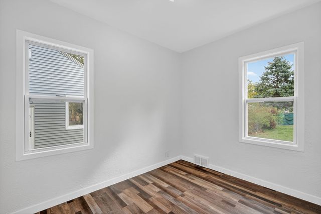 4013 8th Street, Des Moines, IA 50313