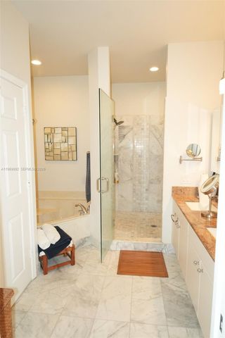 2706 Kinsington Cir 23-2, Weston, FL 33332