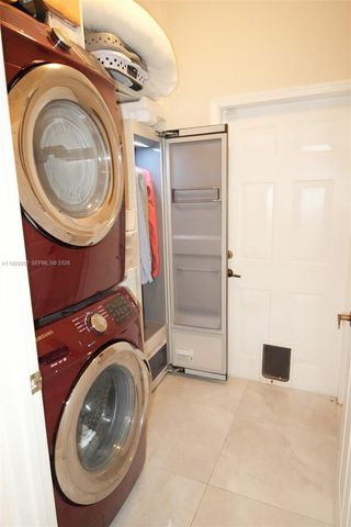 2706 Kinsington Cir 23-2, Weston, FL 33332