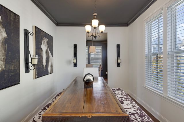 3228 Vinemont Dr, Thompsons Station, TN 37179