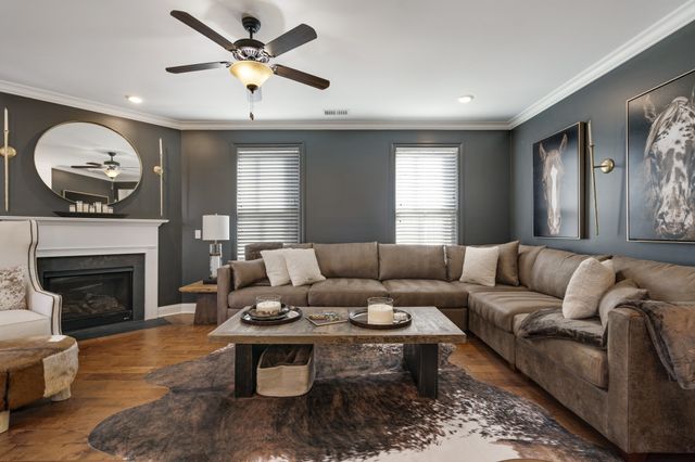 3228 Vinemont Dr, Thompsons Station, TN 37179