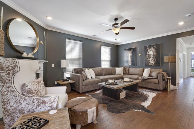 3228 Vinemont Dr, Thompsons Station, TN 37179