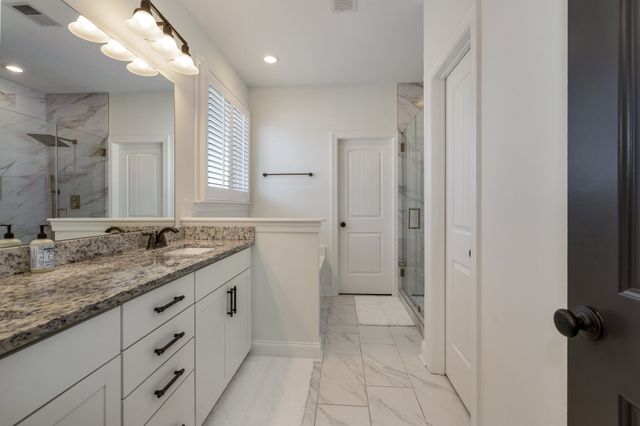 3228 Vinemont Dr, Thompsons Station, TN 37179