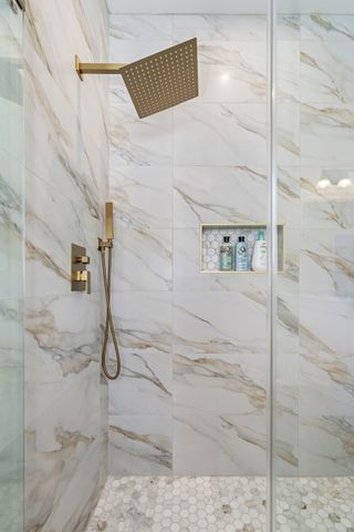 3228 Vinemont Dr, Thompsons Station, TN 37179