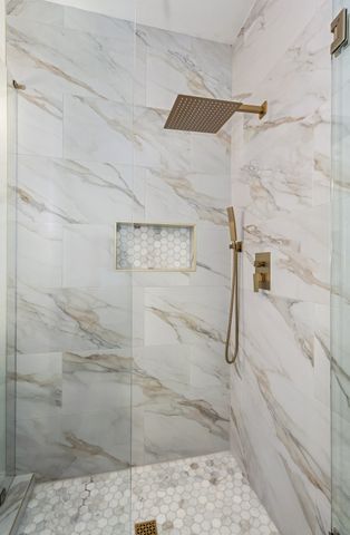 3228 Vinemont Dr, Thompsons Station, TN 37179