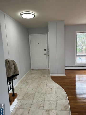 1032 Glen Road, Fort Lee, NJ 07024