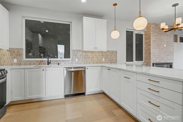 11219 NE 95th Street, Kirkland, WA 98033