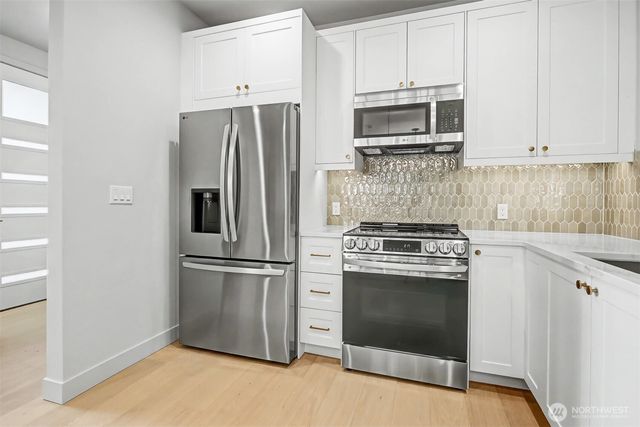 11219 NE 95th Street, Kirkland, WA 98033