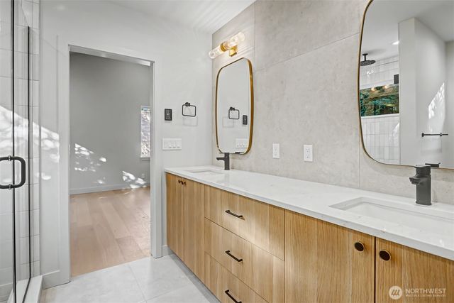 11219 NE 95th Street, Kirkland, WA 98033