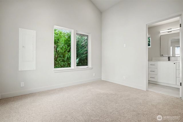 11219 NE 95th Street, Kirkland, WA 98033