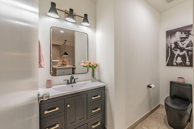 1505 Elm Street 404, Dallas, TX 75201