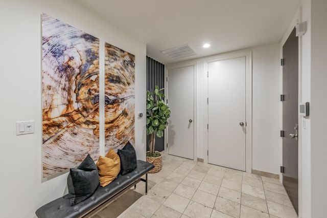 1505 Elm Street 404, Dallas, TX 75201