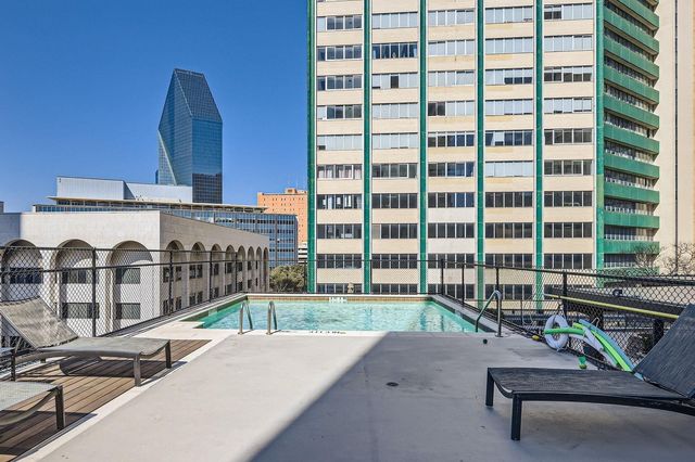 1505 Elm Street 404, Dallas, TX 75201