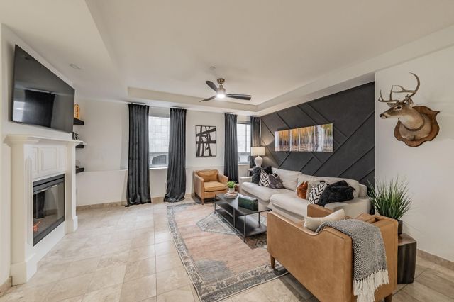 1505 Elm Street 404, Dallas, TX 75201