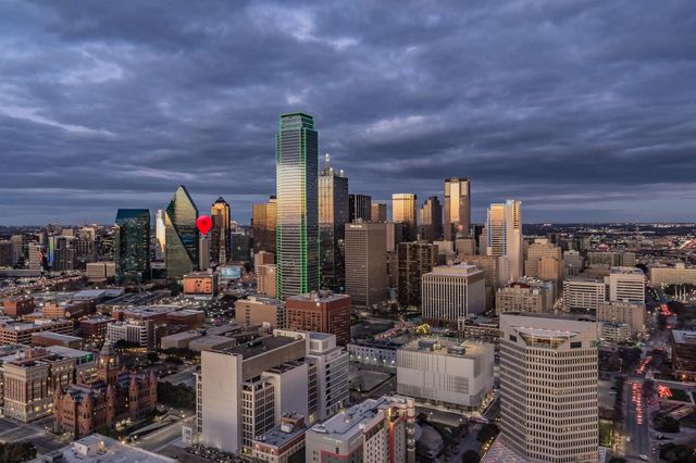 1505 Elm Street 404, Dallas, TX 75201