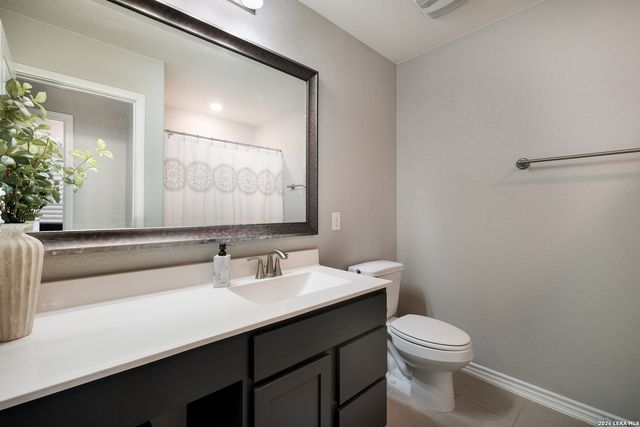 5911 Eckhert Rd Unit 129, San Antonio, TX 78240