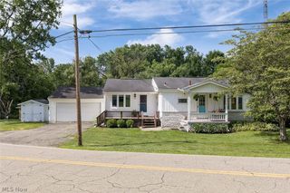 4631 Crystal Lake Avenue NW, Canal Fulton, OH 44614