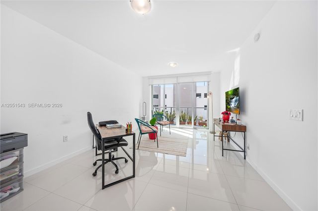 7751 NW 107th Ave 422, Doral, FL 33178