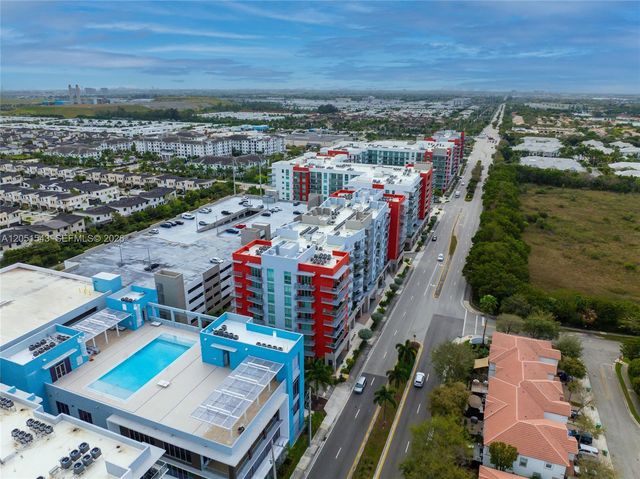 7751 NW 107th Ave 422, Doral, FL 33178