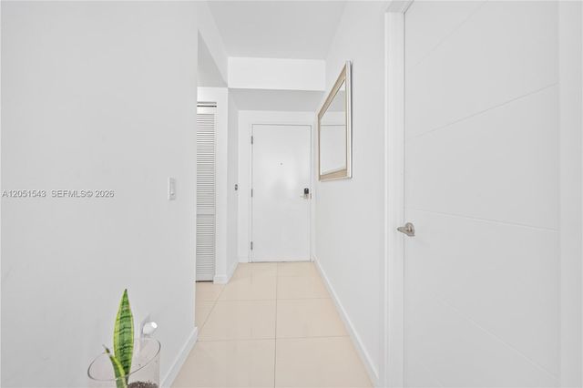 7751 NW 107th Ave 422, Doral, FL 33178