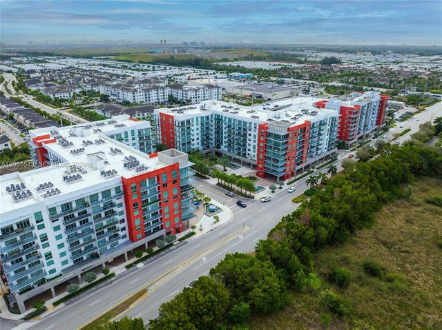 7751 NW 107th Ave 422, Doral, FL 33178