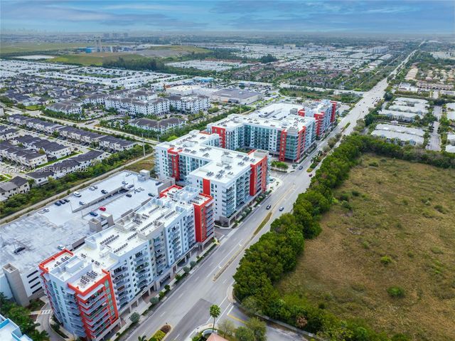 7751 NW 107th Ave 422, Doral, FL 33178