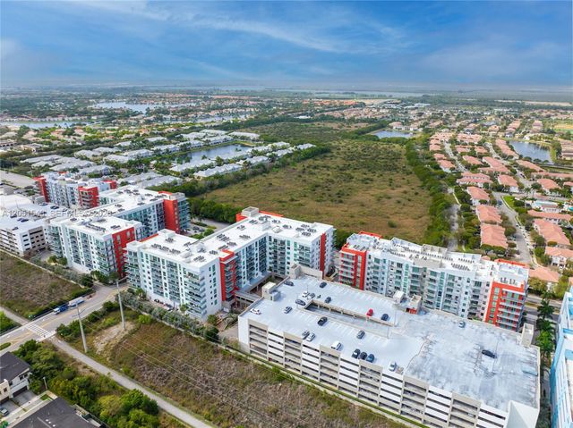7751 NW 107th Ave 422, Doral, FL 33178