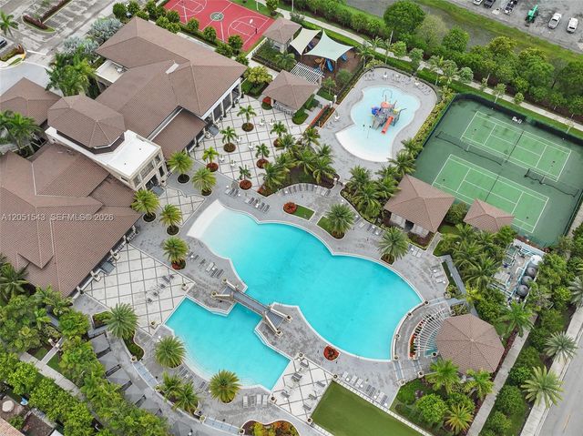 7751 NW 107th Ave 422, Doral, FL 33178