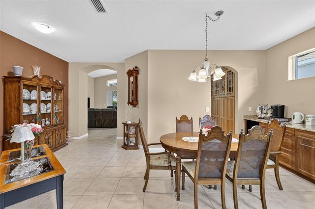 20512 QUEEN ALEXANDRA DRIVE, Leesburg, FL 34748