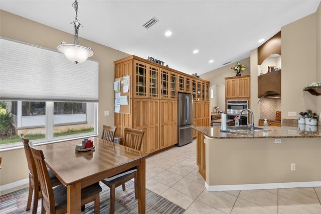 20512 QUEEN ALEXANDRA DRIVE, Leesburg, FL 34748