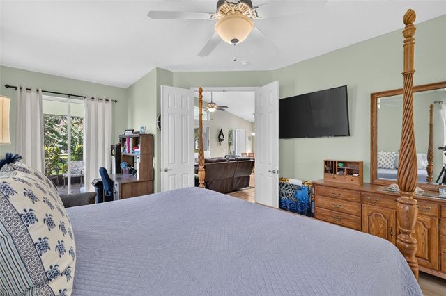 20512 QUEEN ALEXANDRA DRIVE, Leesburg, FL 34748