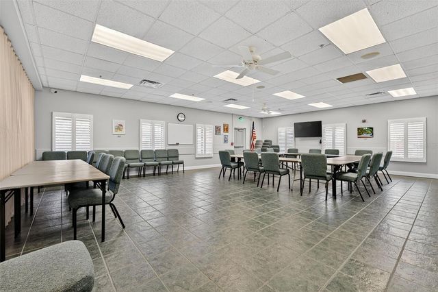 20512 QUEEN ALEXANDRA DRIVE, Leesburg, FL 34748