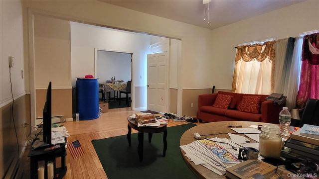 1 Mills Place, Milton, NY 12547