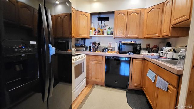 1 Mills Place, Milton, NY 12547