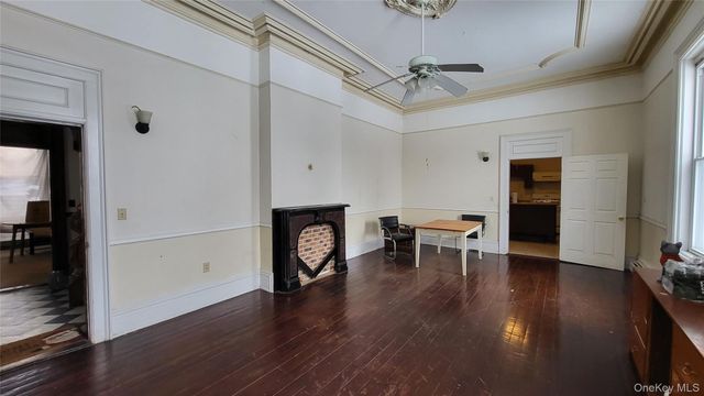 1 Mills Place, Milton, NY 12547