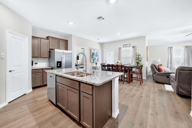 1415 Blossom Court Drive, Princeton, TX 75407