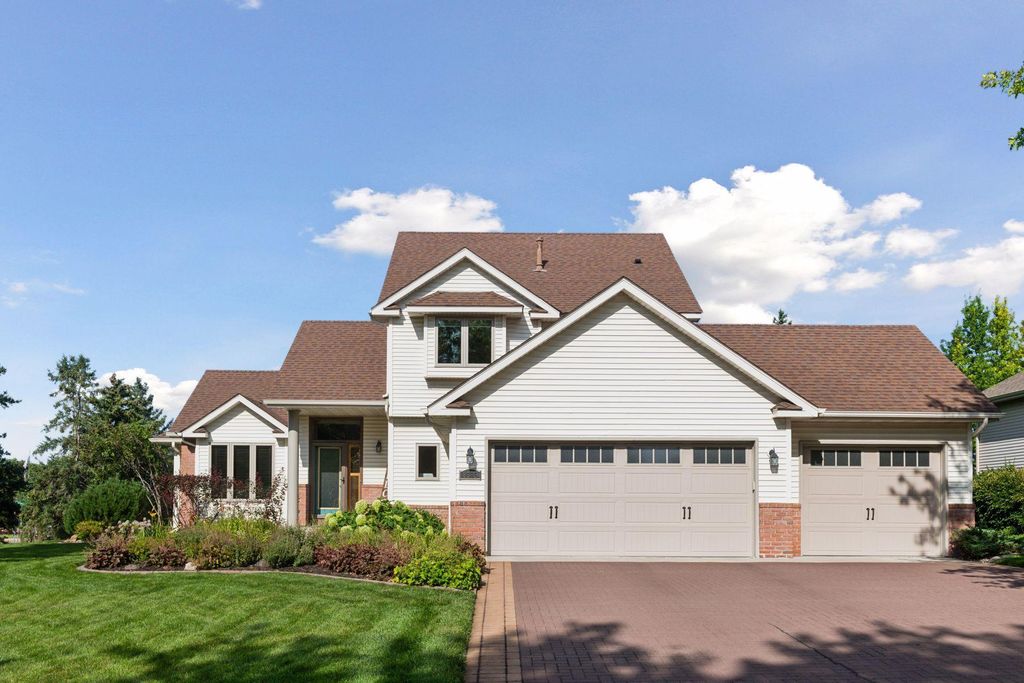 8585 Rhoy Street, Victoria, MN 55386
