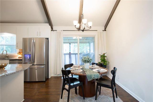 8808 W 89th Street, Overland Park, KS 66212
