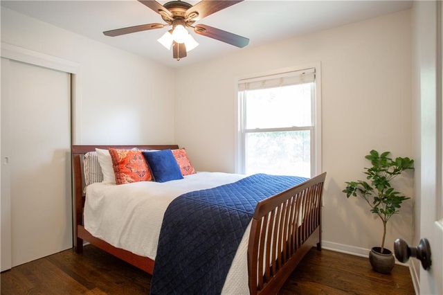 8808 W 89th Street, Overland Park, KS 66212