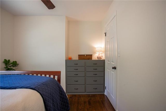8808 W 89th Street, Overland Park, KS 66212