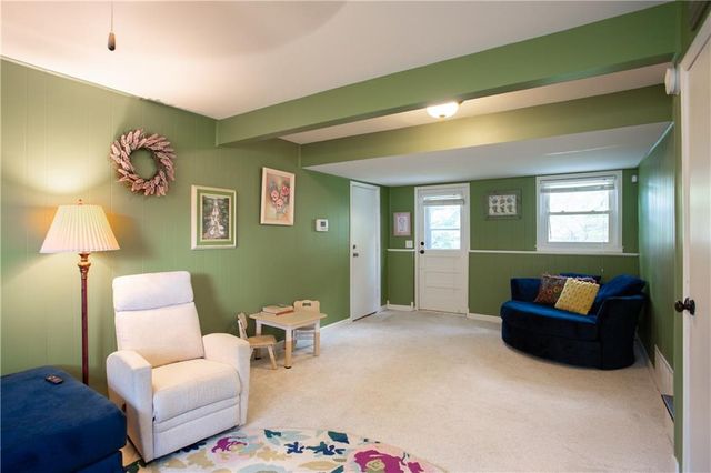 8808 W 89th Street, Overland Park, KS 66212
