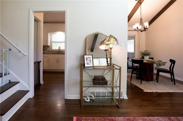 8808 W 89th Street, Overland Park, KS 66212