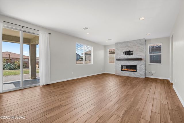 12005 E Ryscott Circle, Vail, AZ 85641